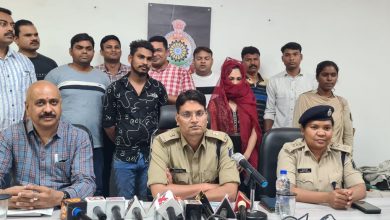 Photo of एंटी क्राइम यूनिट और सिविल लाइन पुलिस की नशे के खिलाफ बड़ी कार्रवाई,तीन नाबालिग समेत दो आरोपी चढ़े पुलिस के हत्थे.