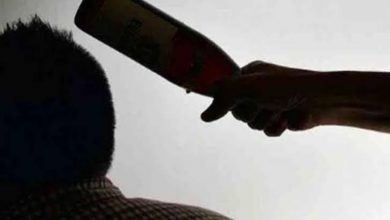 Photo of बिच बचाओ करने पर रिटायर्ड सेना के जवान की सर पे फोड़ दिया बियर का बोतल मामला दर्ज। मोबाइल वापस मांगा तो दोस्तों के साथ मिलकर चाकू से किया हमला कोटा थाना मे मामला दर्ज।