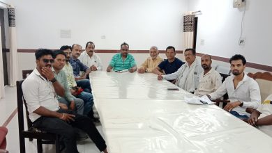 Photo of बिलासपुर प्रवास पर पहुंचे छ.ग.श्रमजीवी पत्रकार कल्याण संघ के प्रदेश अध्यक्ष का संगठन के पदाधिकारियों ने किया सौजन्य मुलाकात