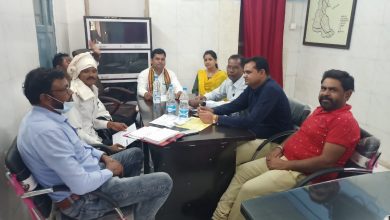 Photo of किसानों को खाद बीज केसीसी वितरण एवं राशन वितरण मे गड़बड़ी पर होगी कड़ी कार्यवाही – दामोदर कांत