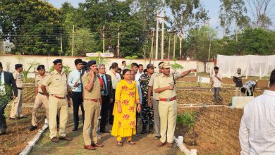 Photo of बिल्हा थाना परिसर मे 101 पौधारोपण कर नक्षत्र वाटिका का किया गया जीर्णोद्धार, तथा बिल्हा थाना स्टाफ द्वारा अगामी 15 जुलाई को 1001 पेड़ लगाने का लक्ष्य ।