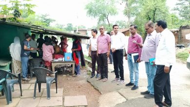 Photo of कोविड वैक्सीनेशन महाभियान कार्यक्रम को सफल बनाने हेतु डोर टू डोर पर मुख्य कार्यपालन अधिकारी का जोर –