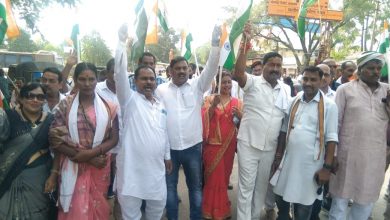 Photo of पूर्व विधायक दिलीप लहरिया के नेतृत्व में भारत जोड़ों के तर्ज पर निकला मस्तूरी क्षेत्र में पदयात्रा।