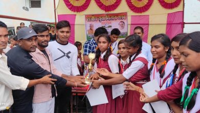 Photo of राजीव युवा मितान क्लब ग्राम पंचायत मेंऊ के द्वारा ग्राम स्तरीय खेल कूद प्रतियोगिता का आयोजन किया गया।