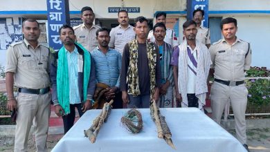 Photo of करेन्ट से युवक की मौत के मामले में बेलगहना पुलिस की कार्यवाही । जंगली जानवर की शिकार करने लगाये करेन्ट से हुई थी युवक की मौत, 05 आरोपी गिरप्तार ।