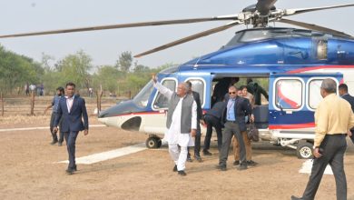 Photo of मुख्यमंत्री भूपेश बघेल भेंट-मुलाकात के लिए तखतपुर विधानसभा के ग्राम खैरी हेलीपैड पहुंचे।
