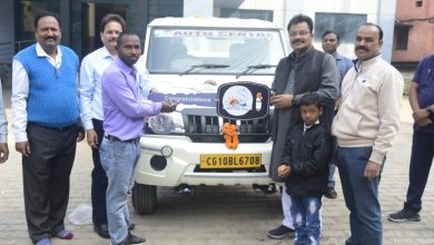 Photo of हितग्राहियों को मिली वाहन के लिए अनुदान सहायता राशि।जिला पंचायत अध्यक्ष ने चाबी देकर हितग्राहियों को दी शुभकामनाएं।