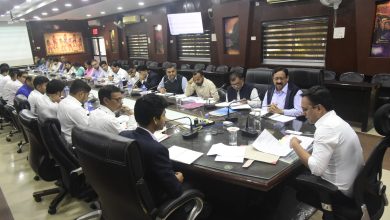 Photo of नामांतरण प्रकरणों के निराकरण में शिथिलता बरतने पर अतिरिक्त तहसीलदार को शो काॅज नोटिस।