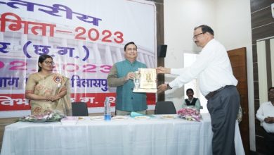 Photo of युवा संसद प्रतियोगिता का आयोजन,भारतीय लोकतंत्र देता है समानता का अधिकार: कमिश्नर डाॅ0 अलंग , 8 जिलों के 264 बच्चों ने लिया भाग।