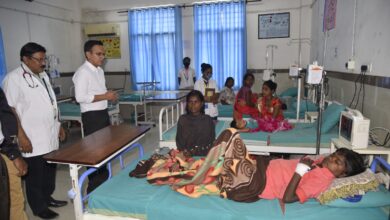 Photo of मरीजों की सुविधाओं को रखें पूरा ध्यान:,कलेक्टर ने किया जिला अस्पताल का औचक निरीक्षण।