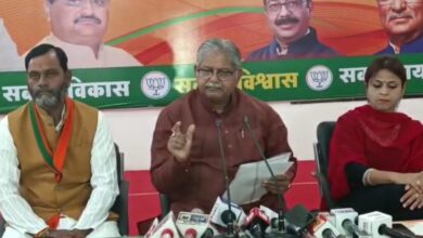 Photo of माफिया सरकार का एक और कारनामा पहेले कोइला माफिया , फिर शराब माफिया और अब रेत माफिया…..रेत के अवैध उत्खनन से 50 लाख रुपए की प्रतिदिन कमाई कर रहे रेत माफिया…..नेता प्रतिपक्ष धरम लाल कौशिक।