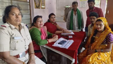 Photo of बिलासपुर महिला थाना के परिवार परामर्श केंद्र द्वारा निजात के तहत काउन्सलिंग से बिखरने से बच रहे परिवार।
