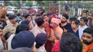 Photo of रतनपुर मामले में एएसपी के नेतृत्व में गठित टीम ने पुलिस अधीक्षक को सौंपा रिपोर्ट, लापरवाही पर तत्कालीन टीआई निलंबित, एसडीओपी को नोटिस।