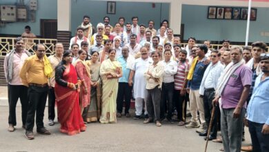 Photo of ऑटोटोरियम बिलासपुर में होने वाली संभागीय सम्मेलन में पहुंचे कार्यकर्तओं से कांग्रेस ब्लॉक अध्यक्ष ने की चर्चा।