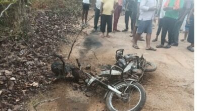 Photo of 11 केवी तार टूट कर गिरने से बाइक सहित मौके पर धु धु कर जला युवक ।