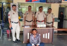 Photo of एक किलो गांजा के साथ आरोपी गिरफ्तार, कोटा पुलिस की नशे के खिलाफ कार्रवाई।