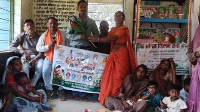 Photo of सेवा पखवाड़ा के तहत विविध कार्यक्रमों का आयोजन पोषण पखवाड़ा कार्यक्रम में जुटे कार्यकर्ता और ग्रामीण।